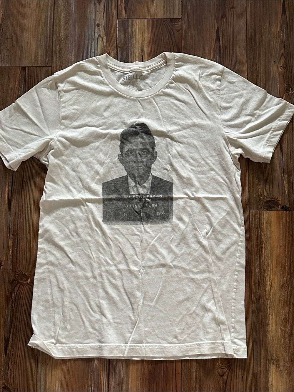 Steel City Johnny Cash White Graphic Tee - Men's Crewneck Shirt Medium